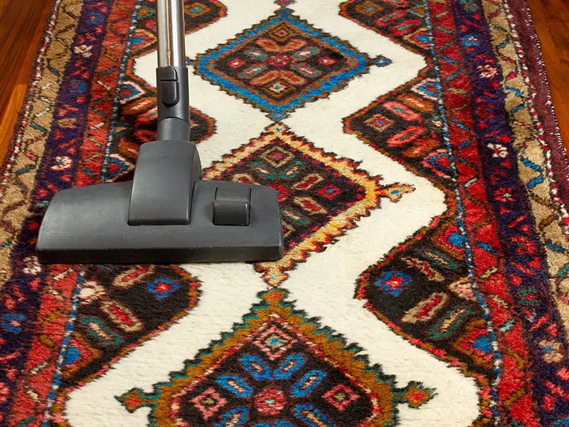 Can an Oriental Rug Be Cleaned in the Home?