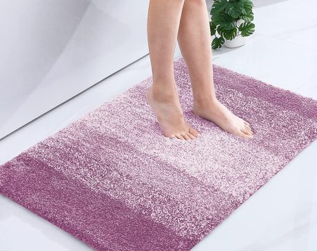 How to Dry Bathroom Rugs